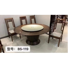 餐桌